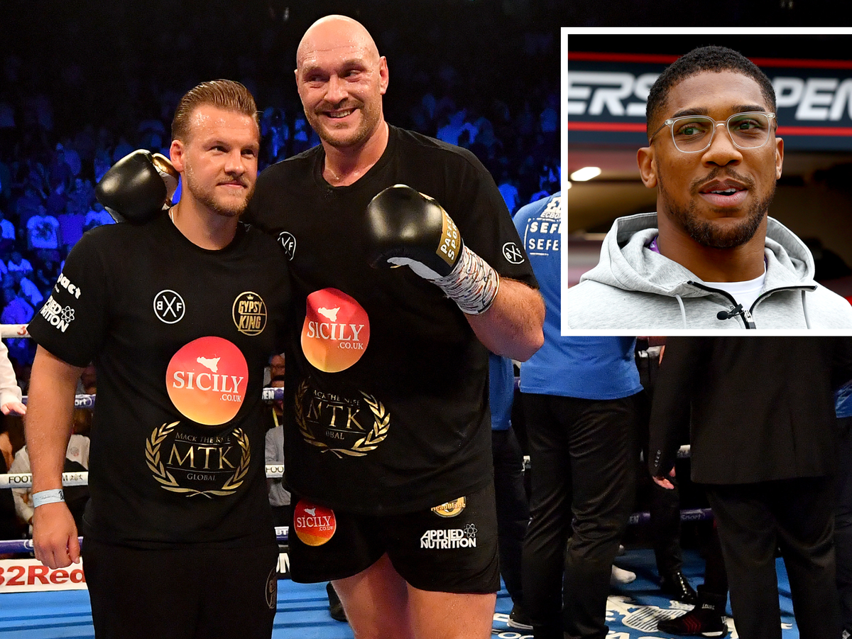 Anthony joshua training camp top t shirt